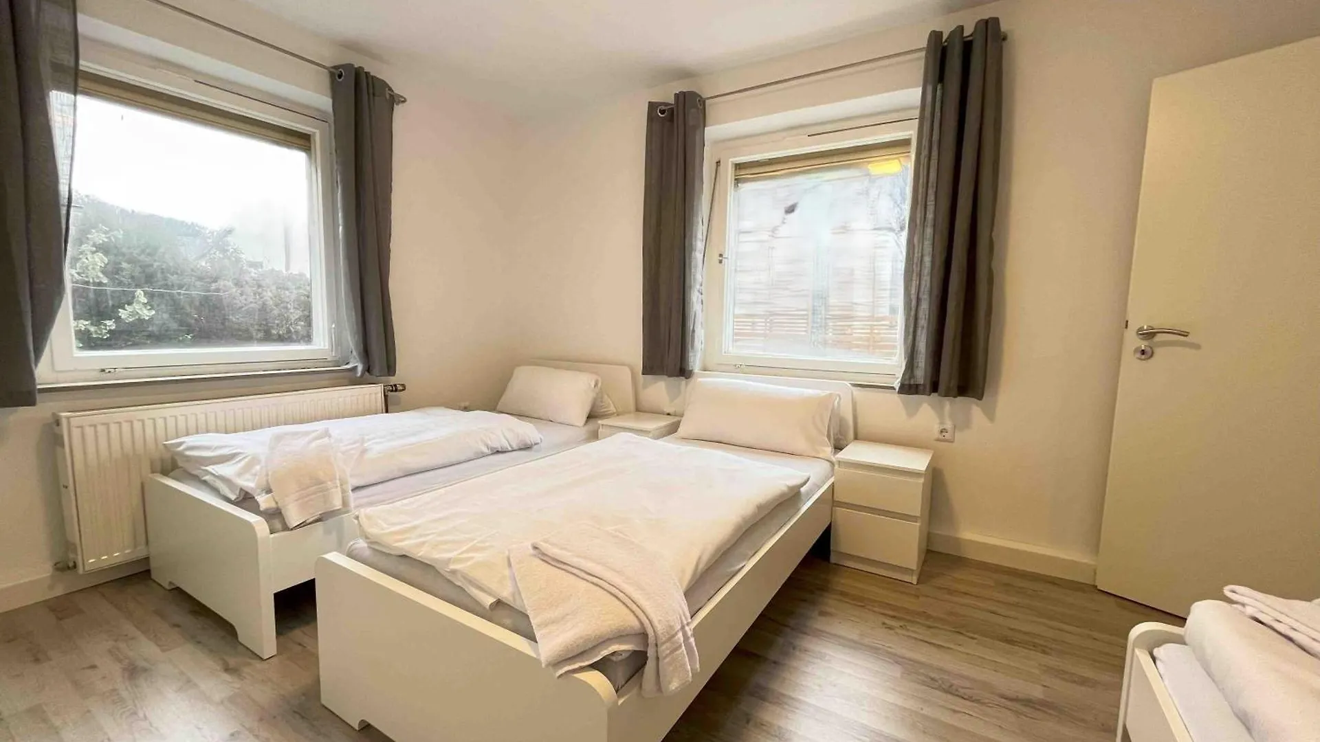 Sad801 - Geraeumige Monteurwohnung Schwandorf in Bayern Germany