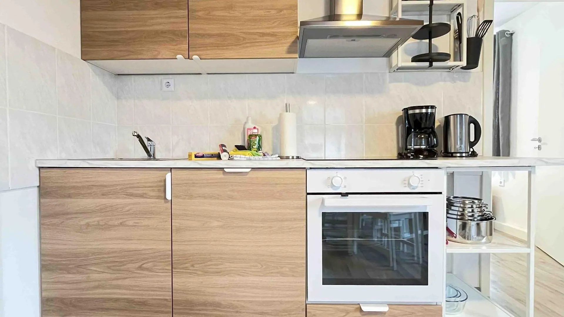 Sad801 - Geraeumige Monteurwohnung Schwandorf in Bayern 0*,  Germany